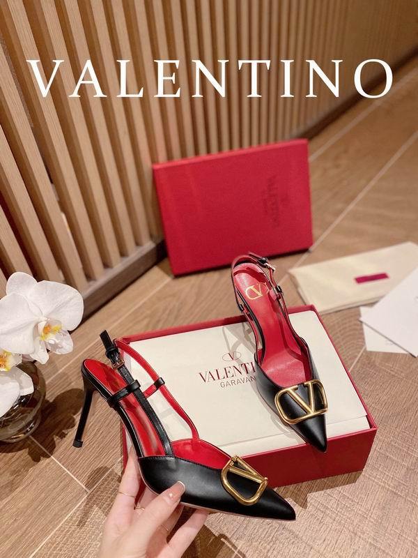 Valentino Women's Shoes 629